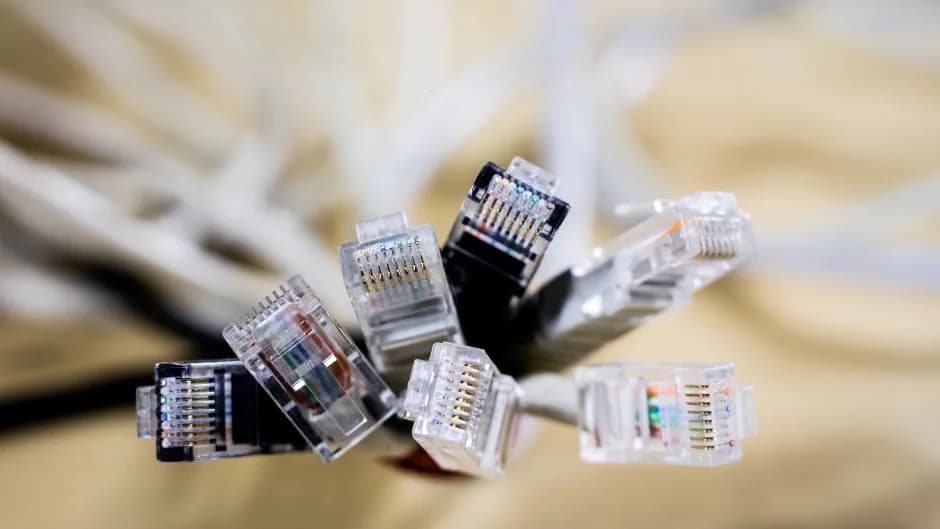Jaki kabel do internetu w domu? Wybierz najlepszy dla swojego połączenia