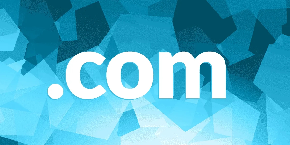 Domena .com co znaczy i dlaczego jest kluczowa dla Twojego biznesu